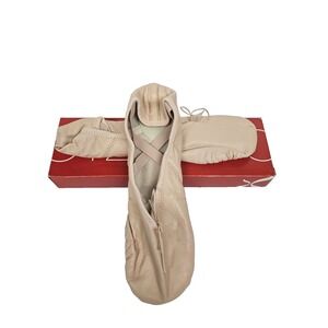 New Capezio Juliet Ballet Slippers Split‎ Sole Canvas Pink 2027A Size 10 1/2M